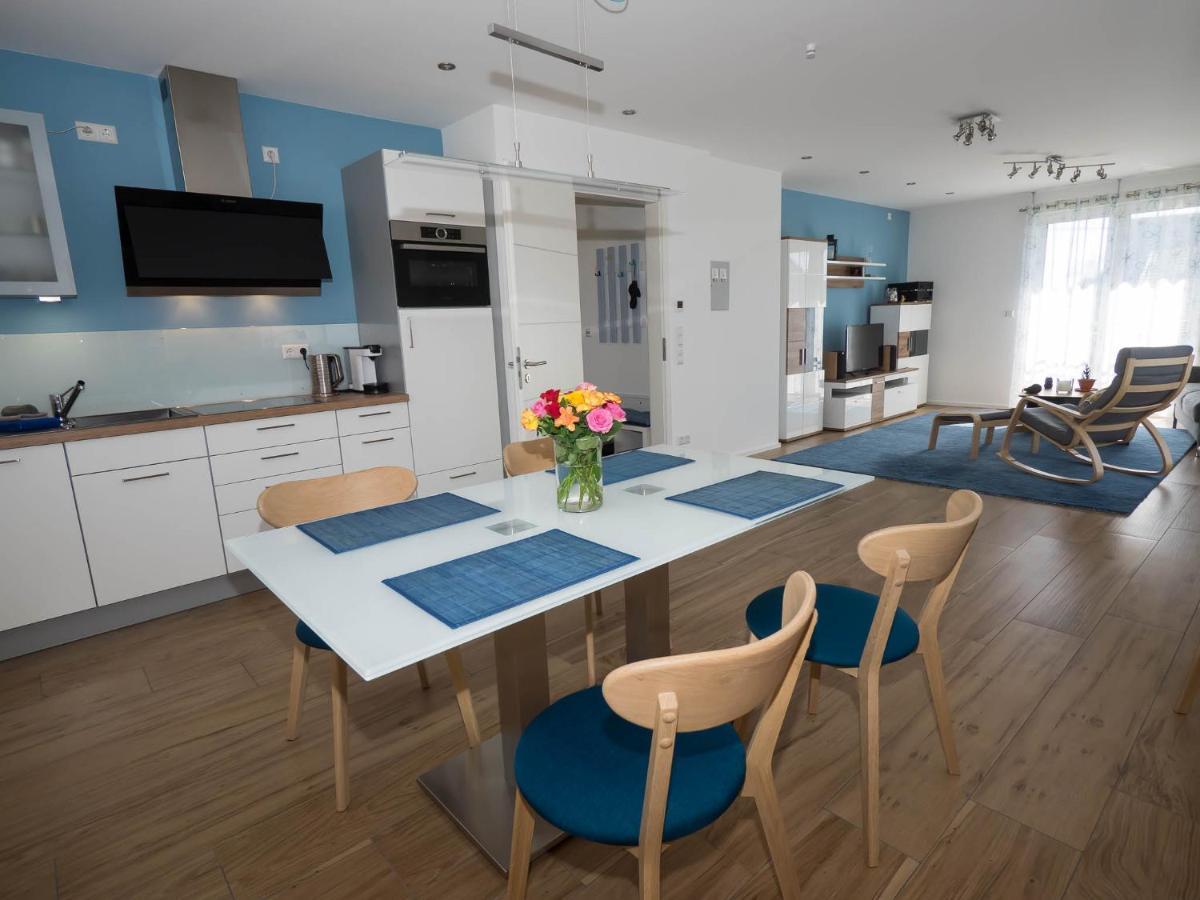 16Lilien Apartmentwohnung Gartenblick Waiblingen  Bagian luar foto